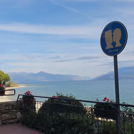 Adriana Lejlighed Sirmione